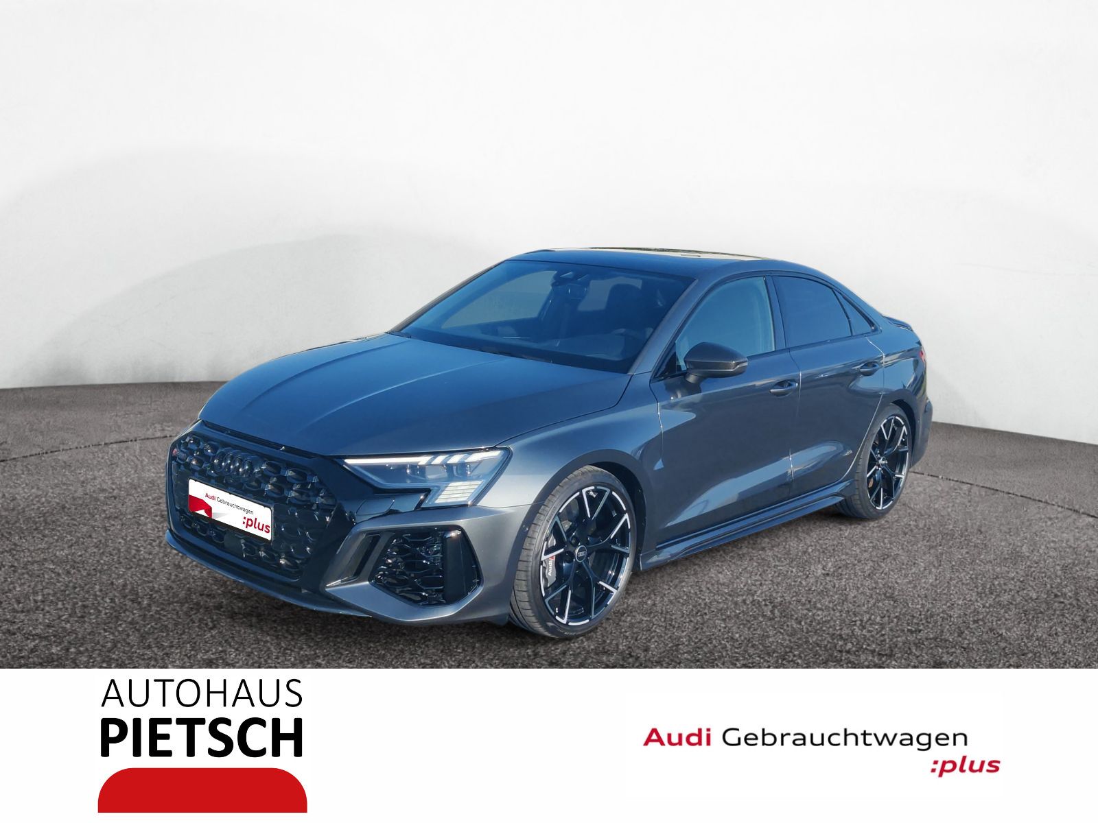 AUDI RS3 Limousine 2.5 TFSI quattro Pano Matrix B&amp;O