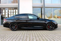 BMW M5 Competition xDrive/ LASER/ MASSAGE/ M DRIVERS BMW M5 Competition xDrive/ LASER/ MASSAGE/ M DRIVERS