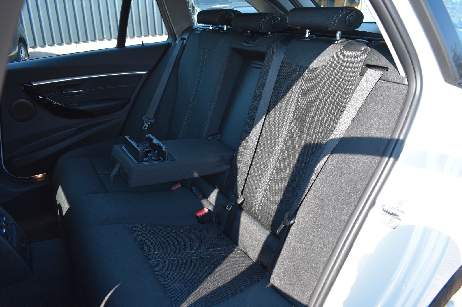 Fahrzeugabbildung BMW 320 d Touring Sport Line Automatik AHK