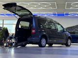 Volkswagen Caddy Maxi-Behindertengerecht-Rampe- - mit Diesel-Antrieb: Grau, Van