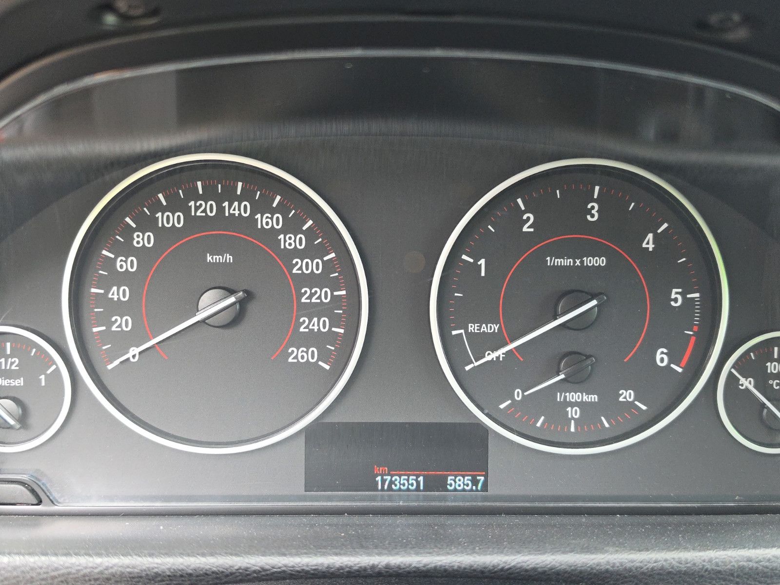 Fahrzeugabbildung BMW 3 Touring 318 d Sport Line Navi Led Scheinwerfer