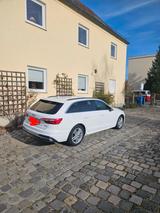 Audi A4 40 TDI S tronic quattro Avant -