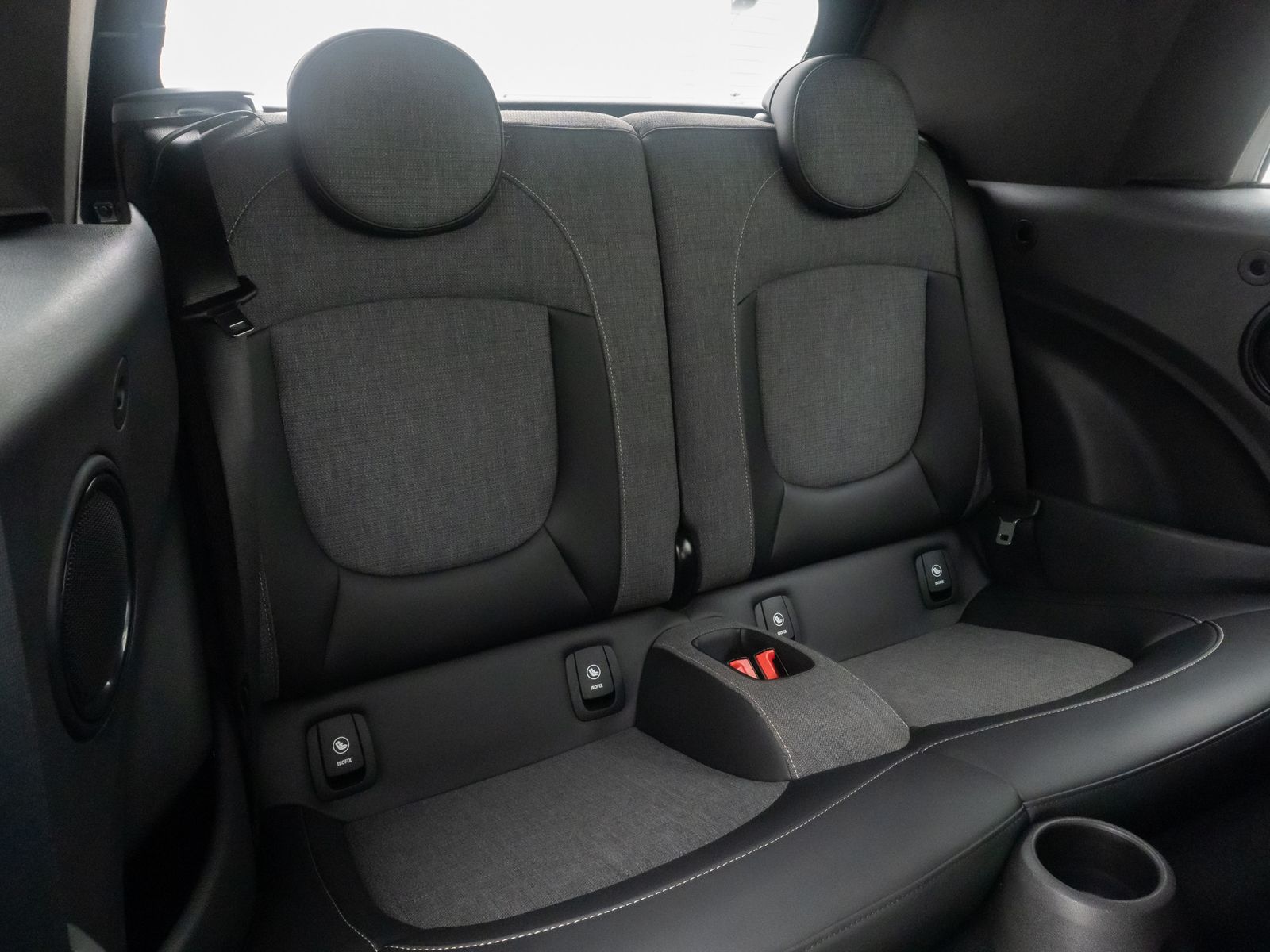 Fahrzeugabbildung MINI One Cabrio Classic Trim Komfort DAB Leder Sport