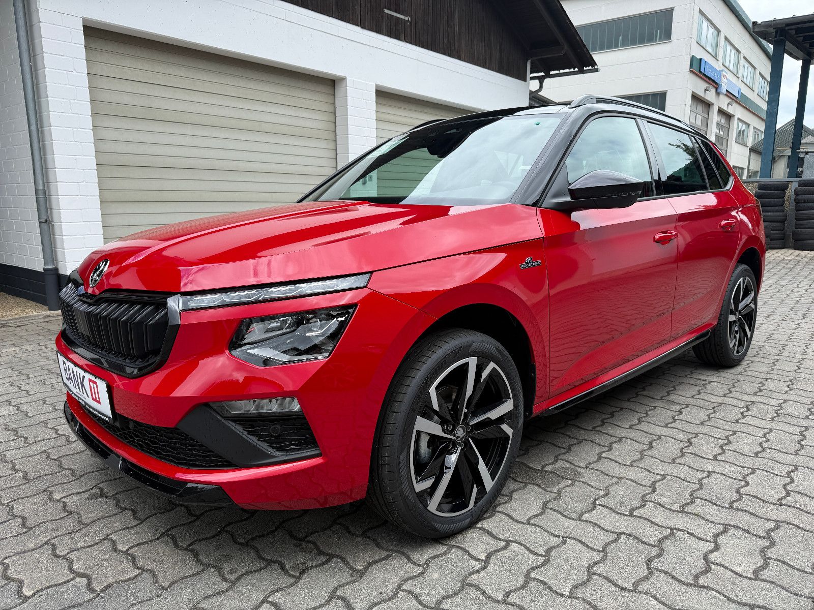 Skoda Kamiq 1.5 TSI DSG Monte Carlo AHK 18" ACC 5 J Ga imagem 3