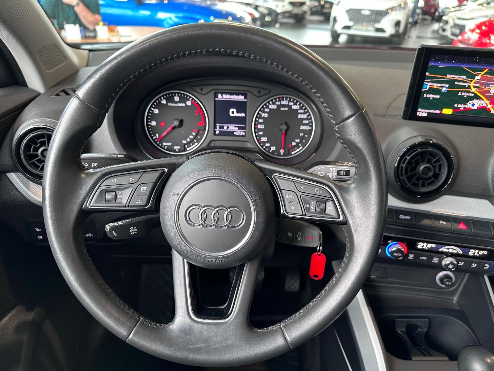Fahrzeugabbildung Audi Q2 design AHK LED NAV PDC ALU