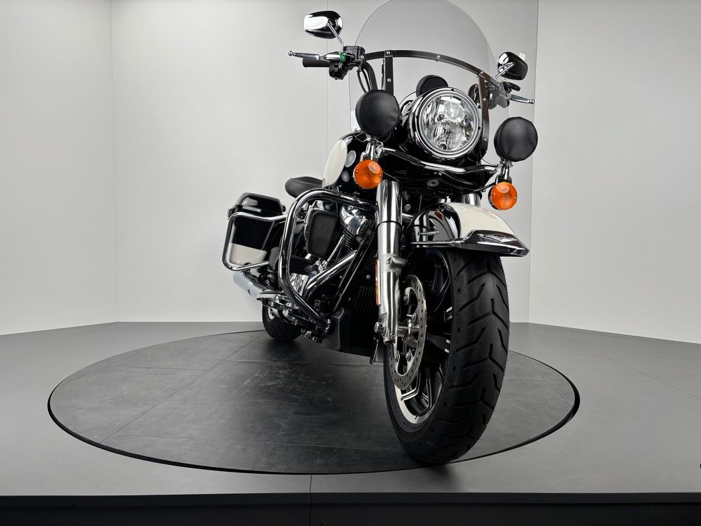 Fahrzeugabbildung Harley-Davidson ROAD KING POLICE *NEUWERTIG *5HD1