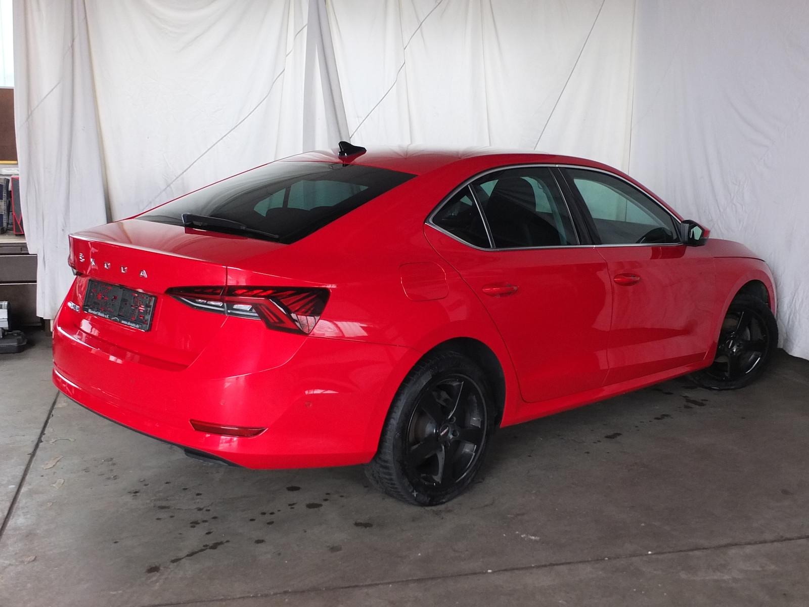 Skoda Octavia 2.0TDi STYLE NAVI BLUETOOTH PARKPILOT, миниатюра 18