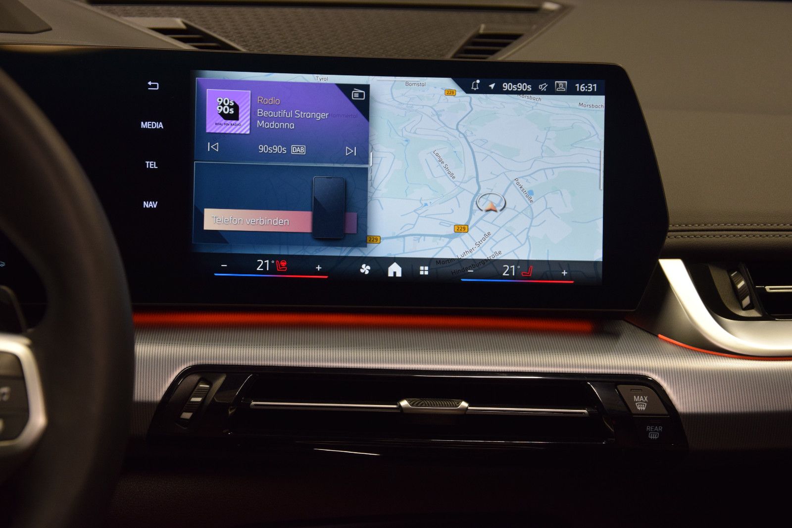 Fahrzeugabbildung BMW X1 23d xDrive M Sport Leder HuD Pano NP: 73.030€