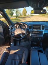 Mercedes-Benz GL 350 BlueTEC 4MATIC - - Mercedes-Benz GL 350: 4matic