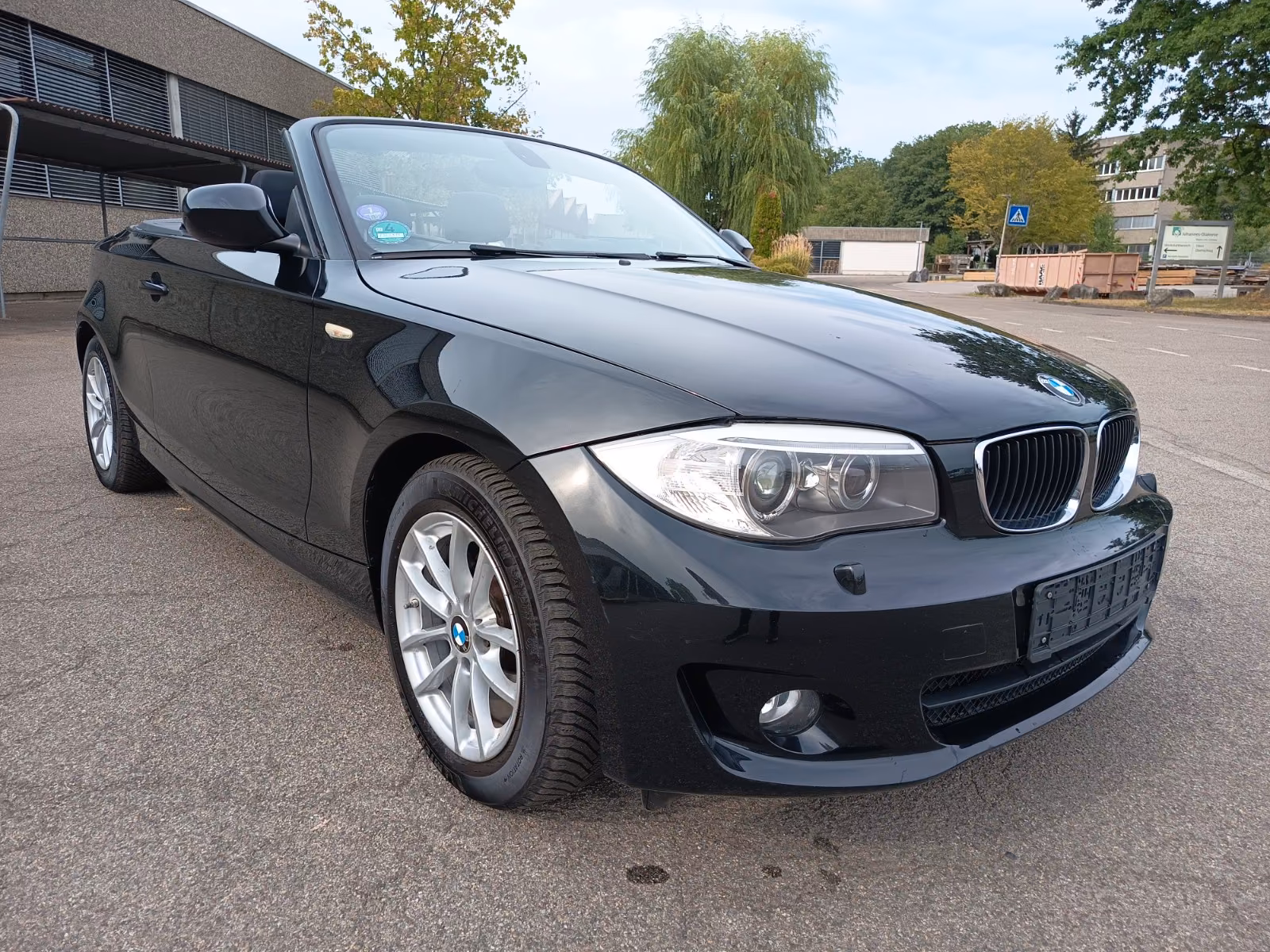 BMW 118 Baureihe 1 Cabrio 118i Automatik