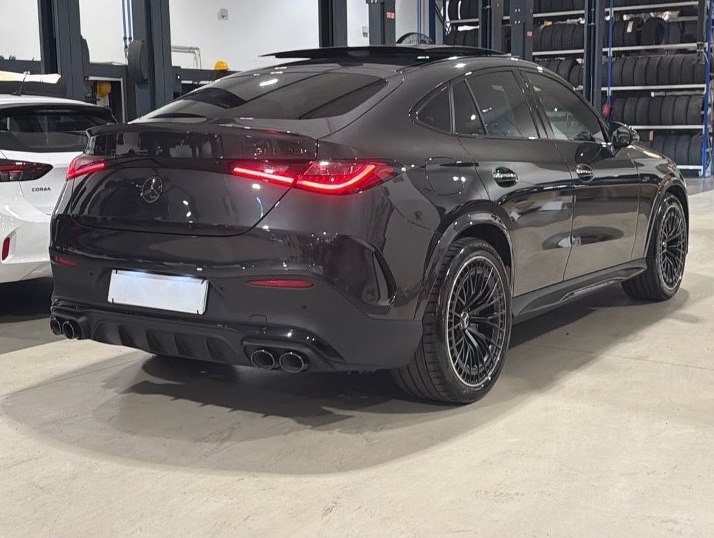 Mercedes-Benz GLC 43 AMG GLC 43 4MATIC Coupé Autom. imagem 3