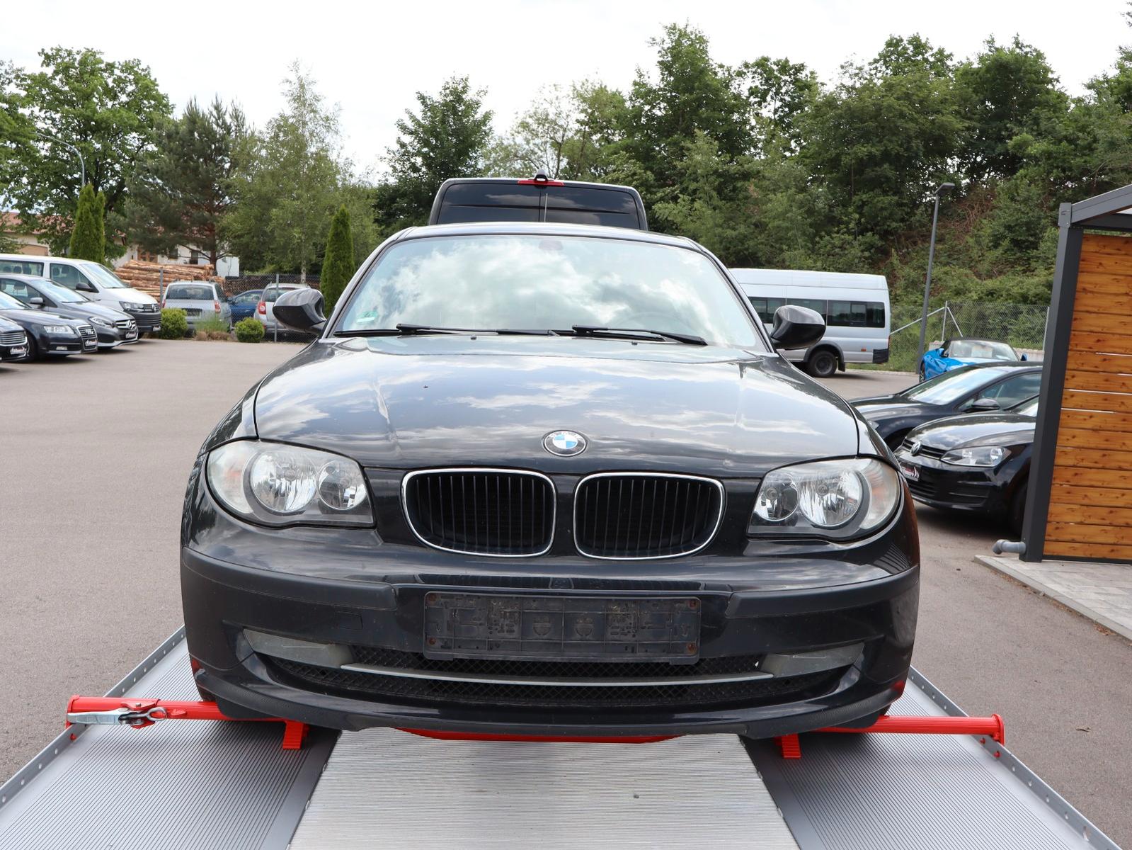 BMW 116i ADVANTAGE-PAKET*KLIMAAUTOMATIK*MOTORSCHADEN