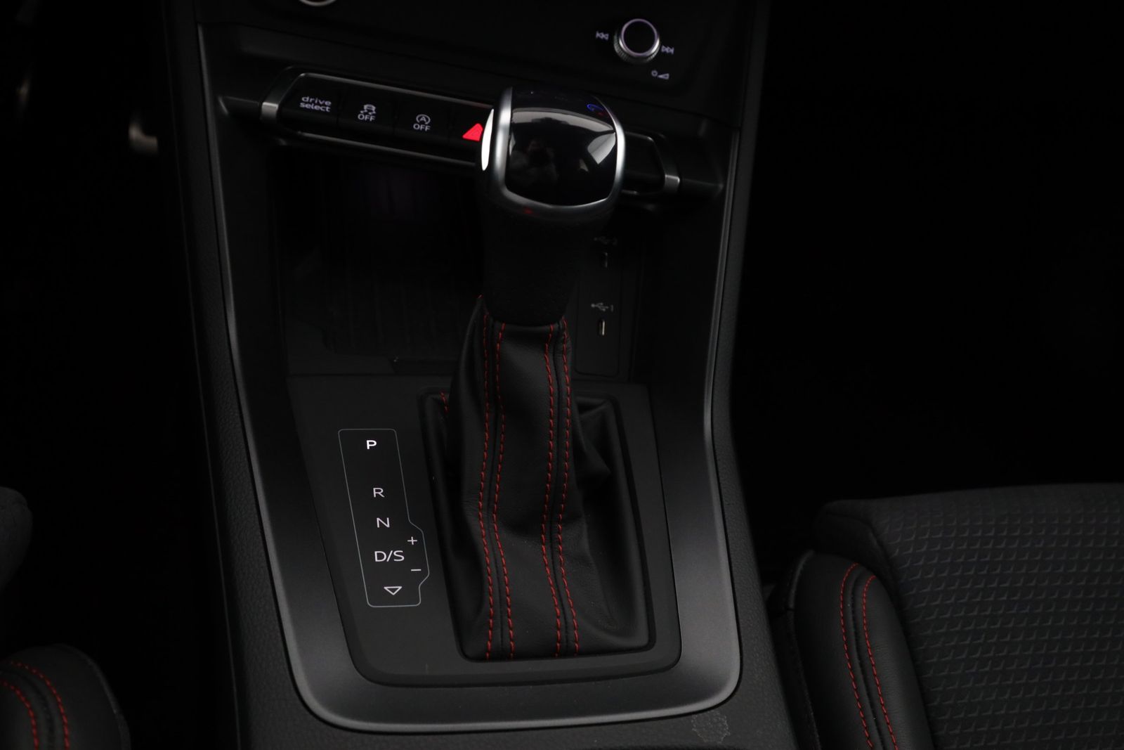 Audi Q3 Sportback 45 TFSI quattro S line | AHK | LED foto 16