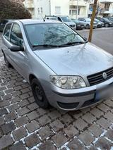 Fiat Punto - Fiat Punto Gebrauchtwagen in Stuttgart