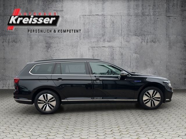 Passat Variant 1.4 TSI GTE DSG/ACC/AHK/SHZ/NAVI/