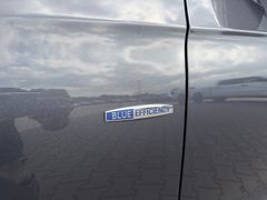Fahrzeugabbildung Mercedes-Benz E 200 Cabriolet Avantgarde *SHZ*TEMP*NAVI*KLIMA*