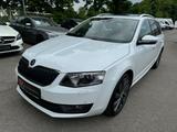 Skoda Octavia Combi L&K 4x4 Aut Navi Panorama AHK - Skoda Octavia: Allradantrieb, Combi