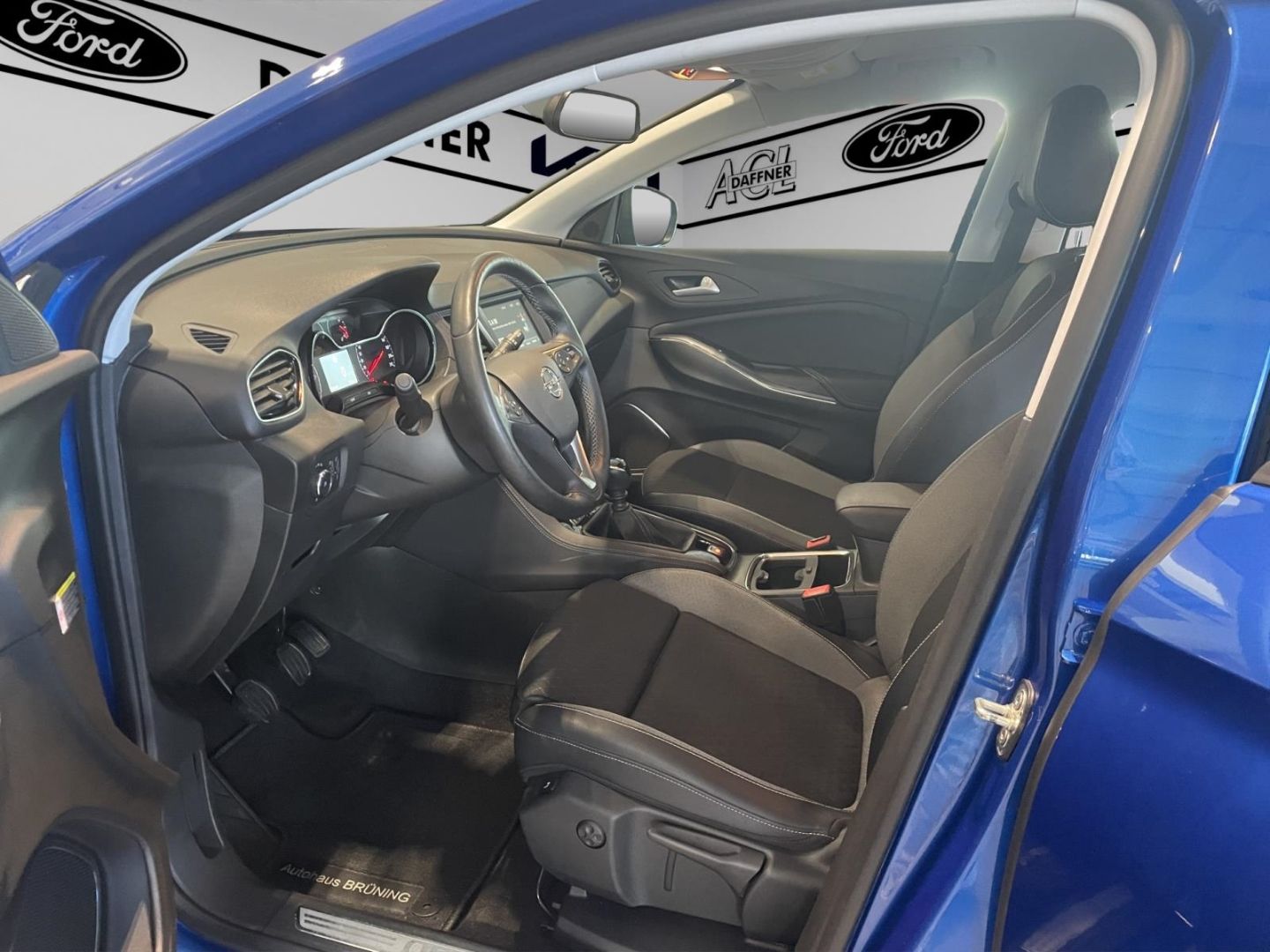 Fahrzeugabbildung Opel Grandland X INNOVATION AHK El. Heckklappe Kamera