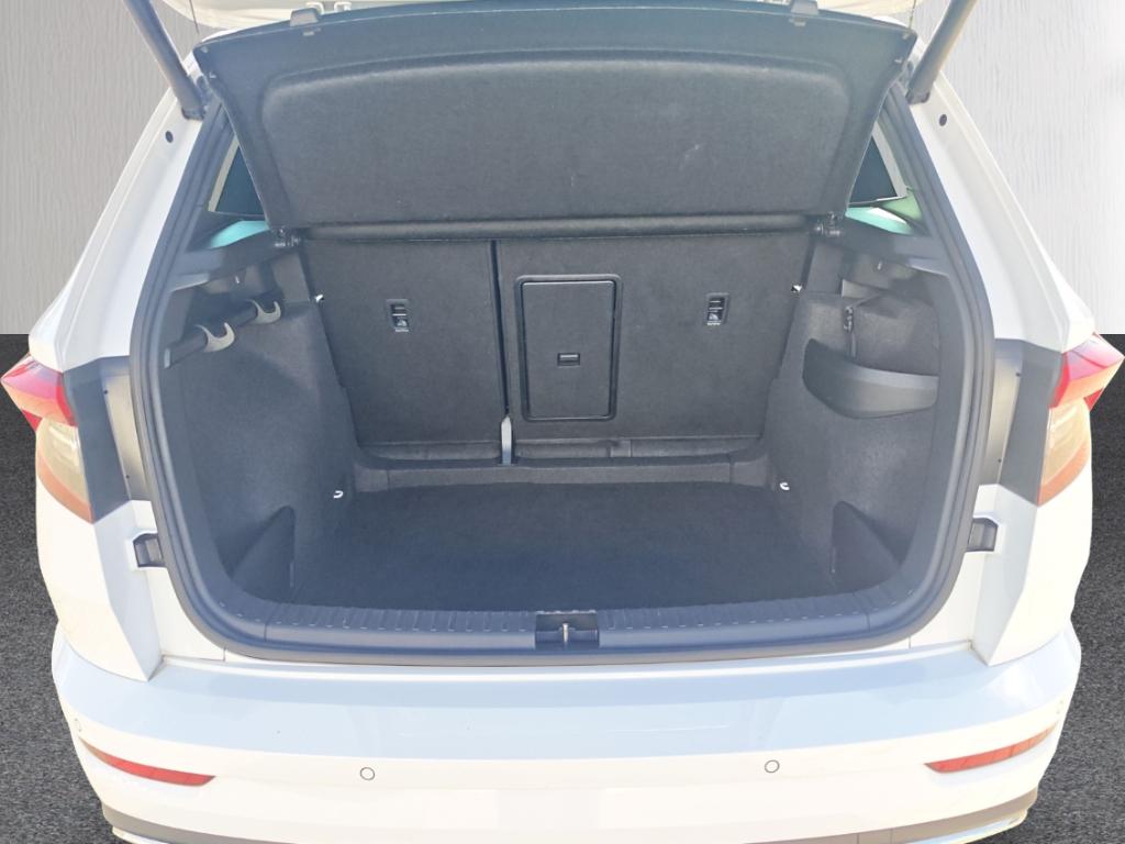 Skoda Karoq 1.5 TSI DSG Sportline AHK Navi elHeck RKam