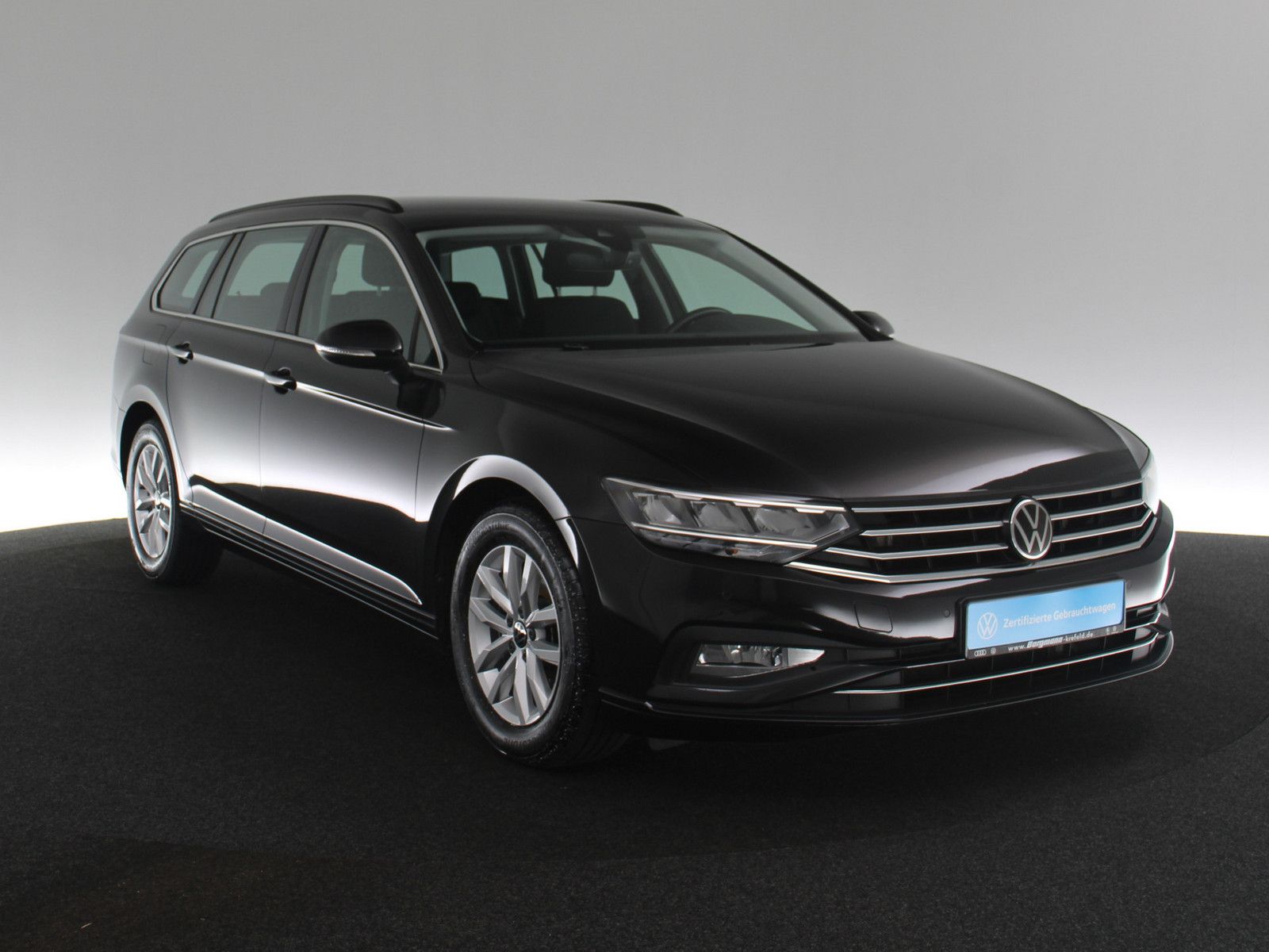 Volkswagen Passat Variant 2.0 TDI Business LED ACC NAVI SHZ foto 3