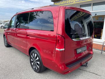 Mercedes V 220 - 3
