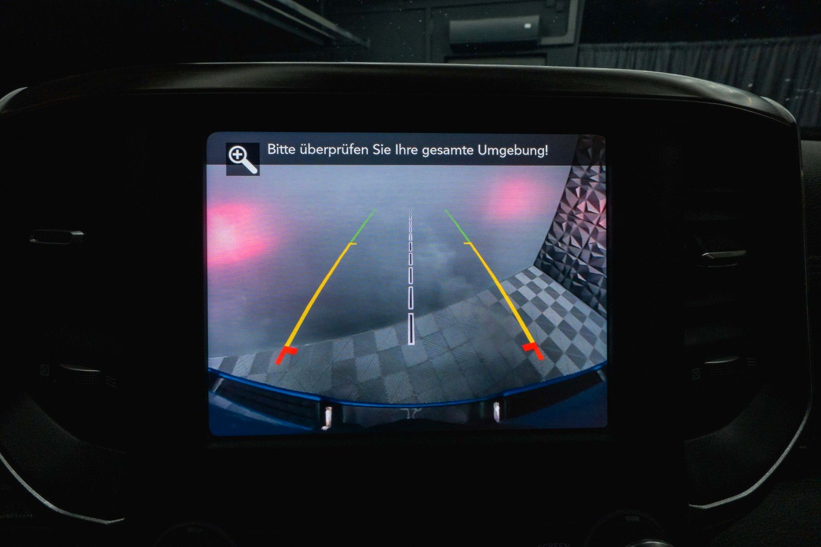 Fahrzeugabbildung Dodge RAM 5.7 V8 HEMI 4x4 LARAMIE Offroad Night LED