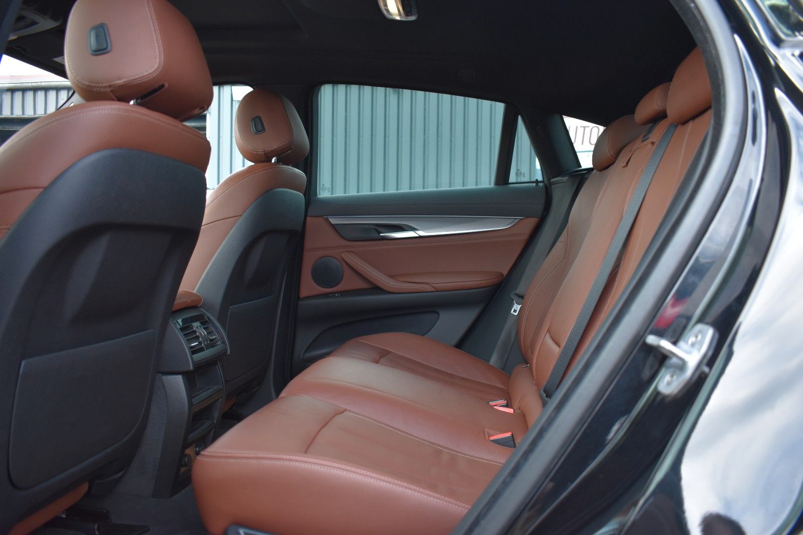 Fahrzeugabbildung BMW X6 xDrive 30 d M Sport Keyless-Go GSD HUD