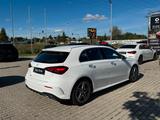 Mercedes-Benz A 180 AMG Line Advanced Plus Smartphone Integrat - Mercedes-Benz A-Klasse: Advanced Plus