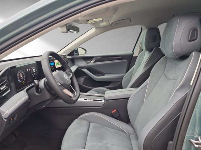 Fahrzeugabbildung Volkswagen Passat Variant Business eTSI DSG LED ACC AHK SHZ