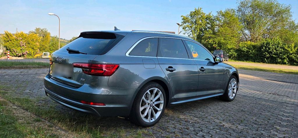 Image of Audi A4