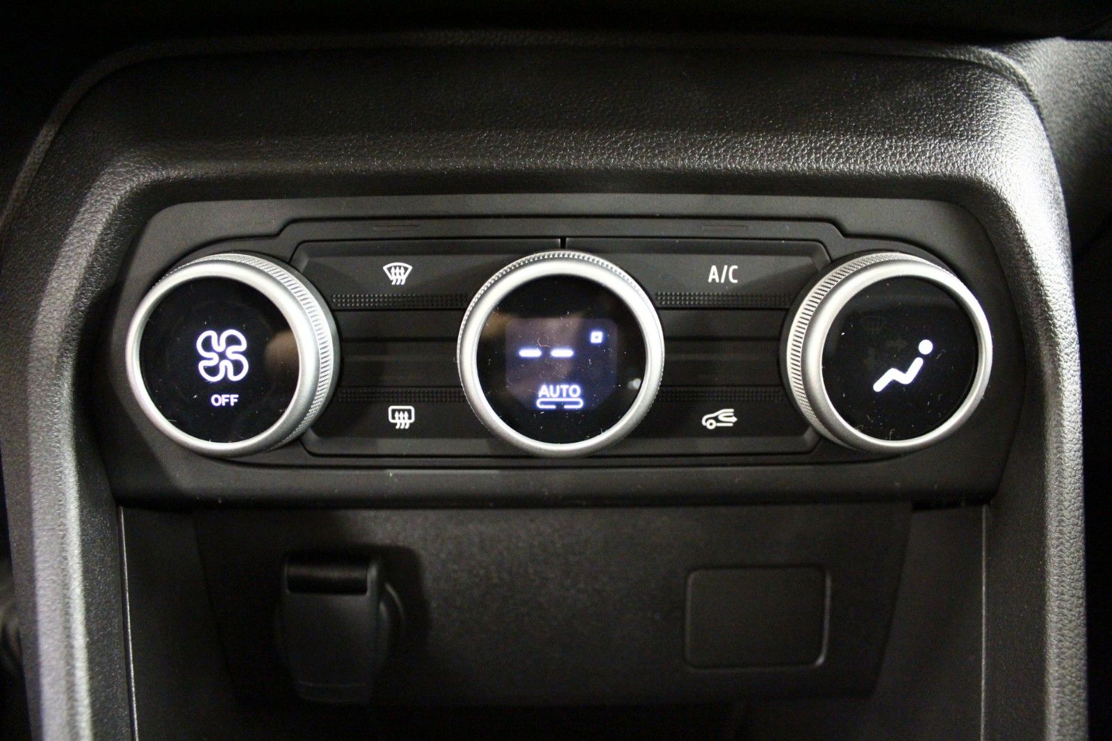 Fahrzeugabbildung Dacia Sandero TCe 90 Stepway Expression*Winterpaket*
