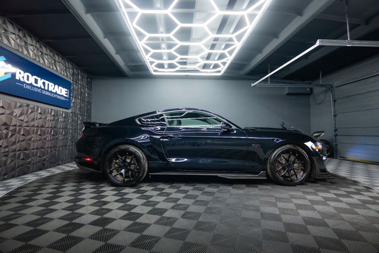 Fahrzeugabbildung Ford Mustang Shelby GT 500 5.0 V8 Performance PREMIUM