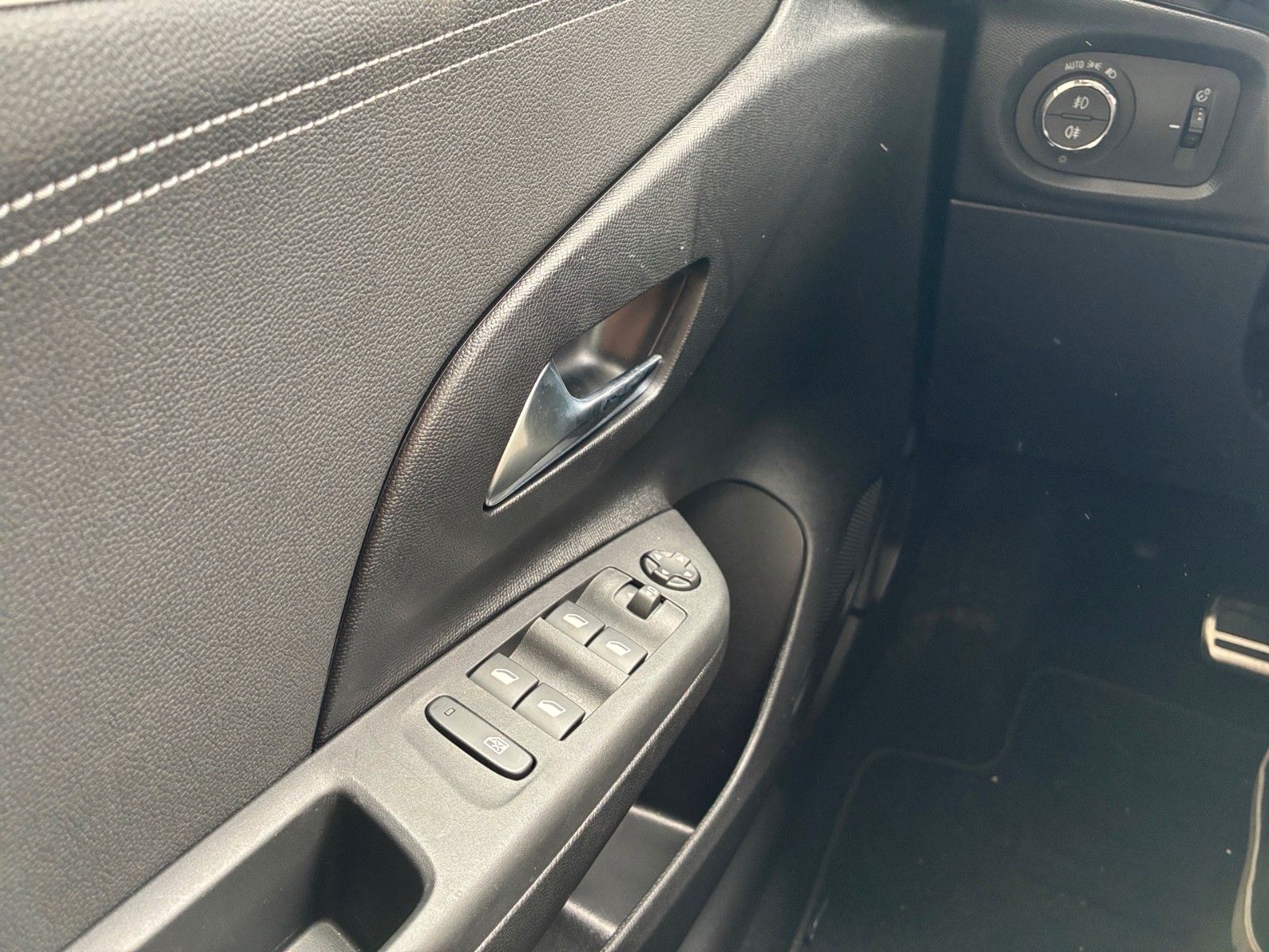 Fahrzeugabbildung Opel Corsa F GS 110PS Hybrid/LED/Kamera!
