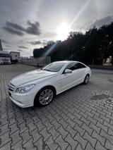 Mercedes-Benz 250 - Mercedes-Benz 250: Sportwagen