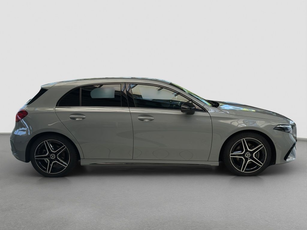 Fahrzeugabbildung Mercedes-Benz A 200 Kompaktlimousine AMG*NIGHT*SpH*AHK*LED*PDC