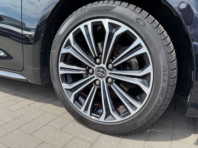 Toyota Corolla  Touring Sports Hybrid Club