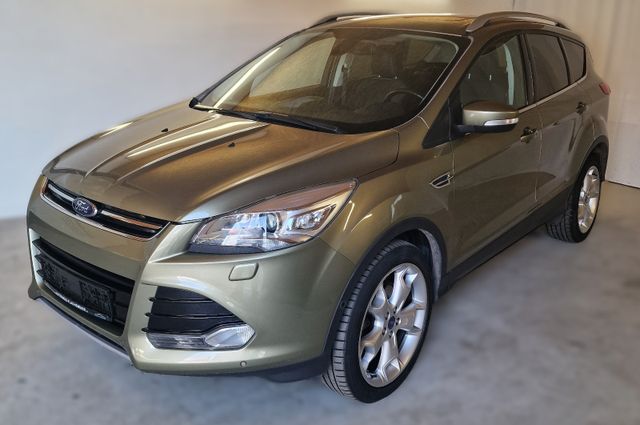 Ford Kuga Titanium 2.0 TDCi 4x4 Navi Pannorama AHK