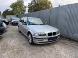 BMW 320i touring TÜV NEU*AUTOMATIK - BMW aus 2000: Kombi