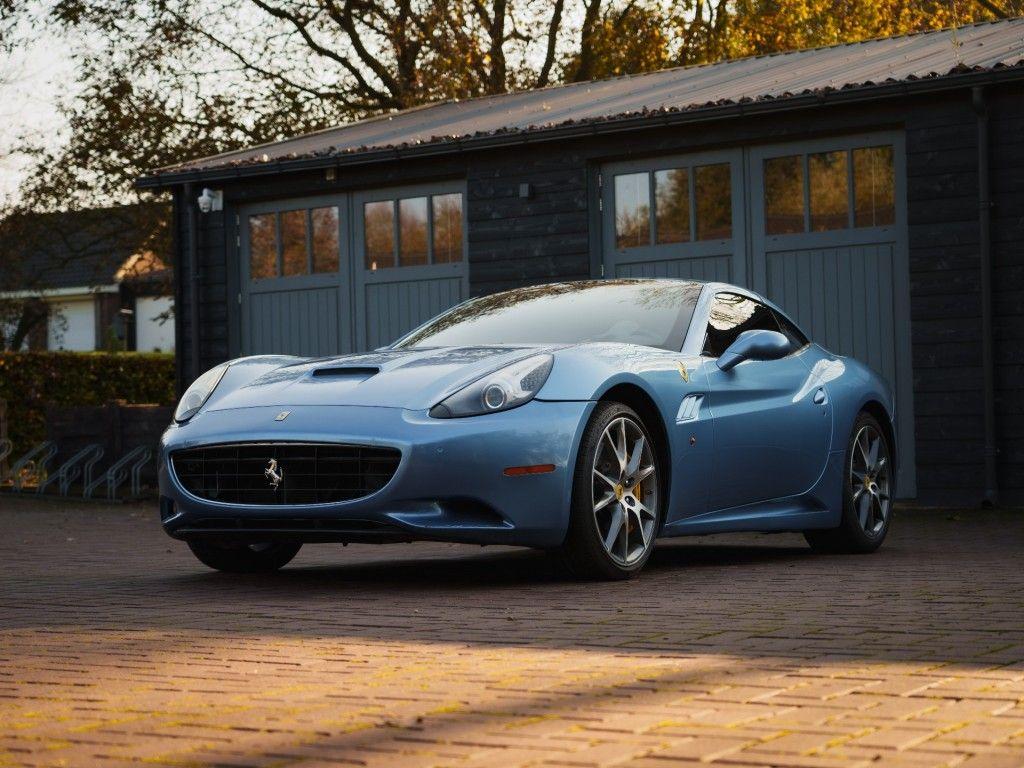 Ferrari California V8 Blue Metallic Super Angebot!