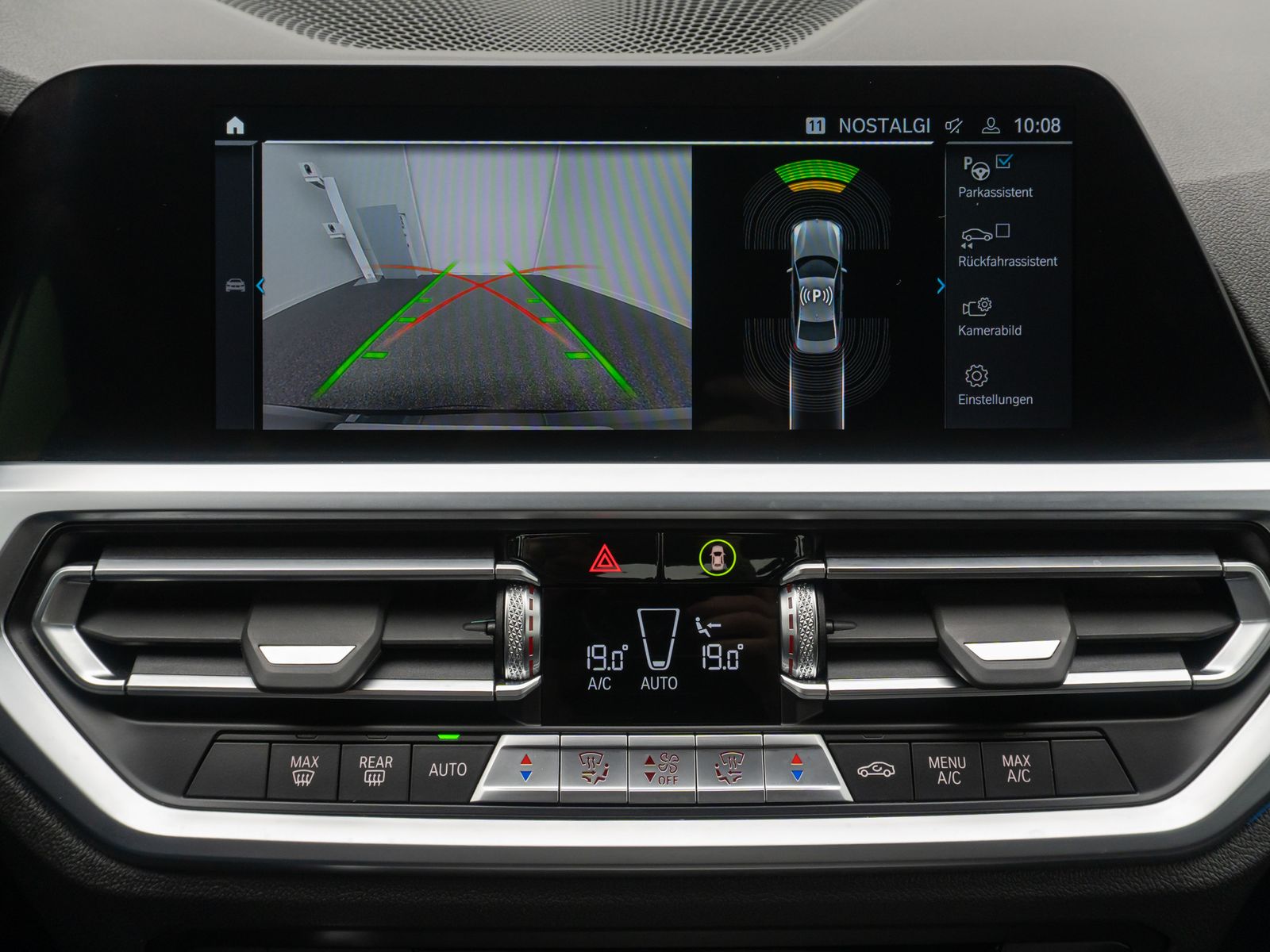 Fahrzeugabbildung BMW 320e M Sport Kamera DAB Alarm Parkassistenzsyst