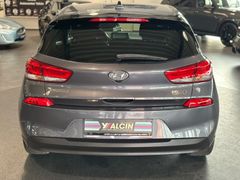 HYUNDAI i30 - Ansicht 6