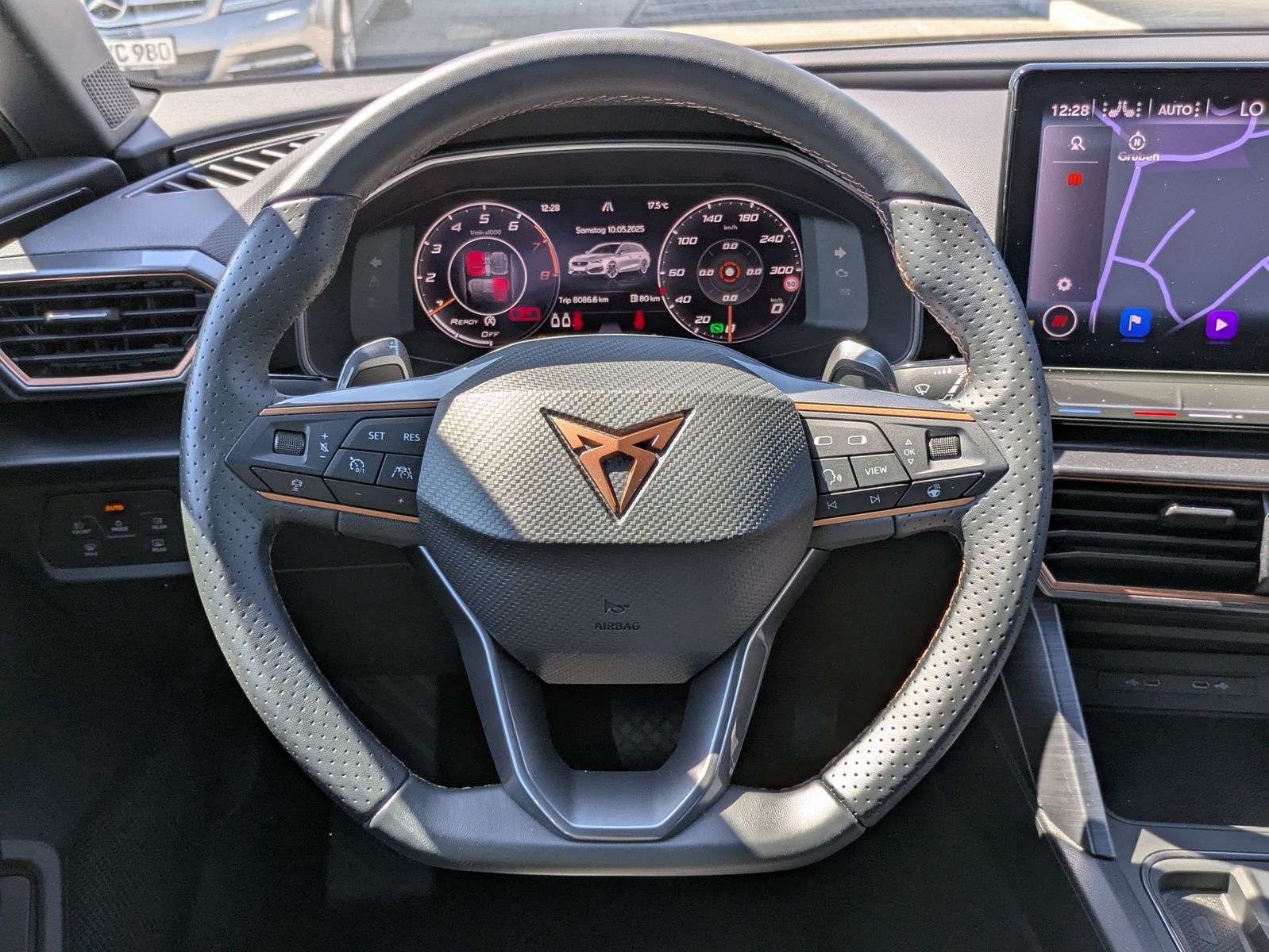 Fahrzeugabbildung CUPRA Leon 1.5 eTSI DSG MATRIX-LED*ACC*AHK*KAMERA*18"