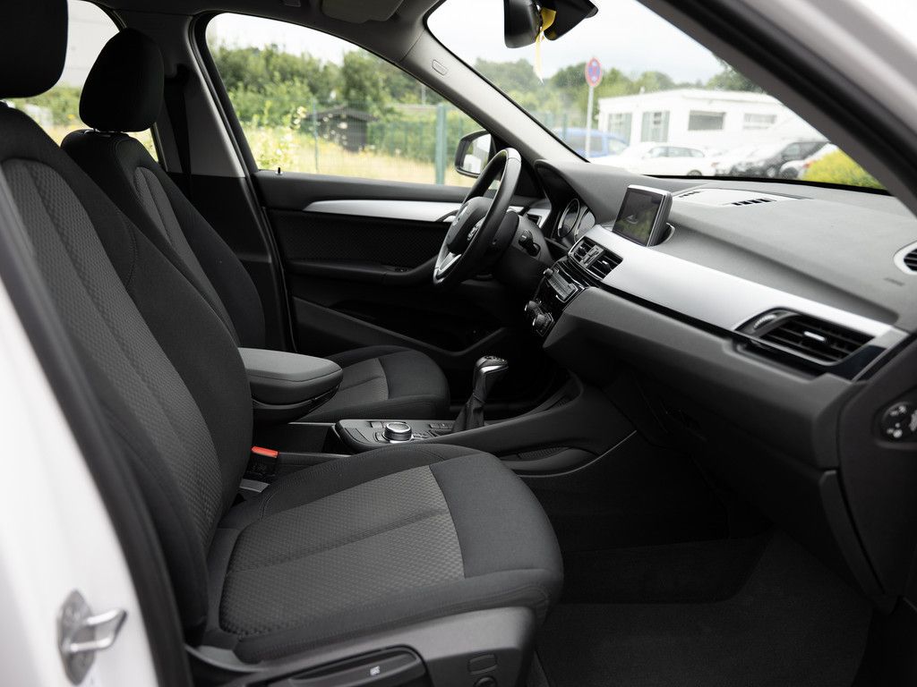 BMW X1 xDrive25e Advantage FACEL. NAVI SHZ PDC KLIMA foto 9