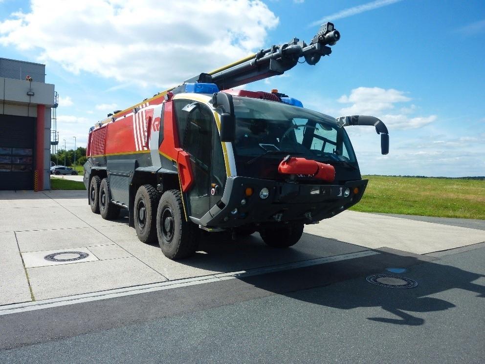Andere FFLF Panther Flughafen Löschfahrzeug Airp