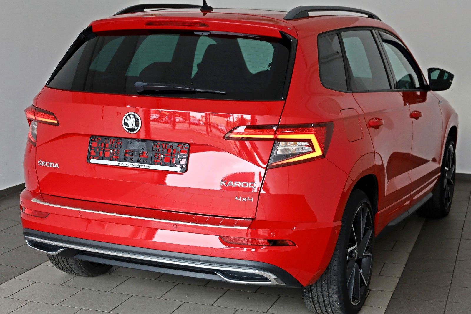 Fahrzeugabbildung SKODA Karoq Sportline 4x4 Navi,LED,Panorama,Apple CarP