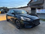 Ford Focus Lim. ST-Line,I-Hand,LED,Kamera,Neu Insp. - Ford Focus Gebrauchtwagen in Stuttgart