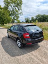 Skoda Rapid 1.6 TDI Edition Spaceback Edition  - Skoda Rapid von privat
