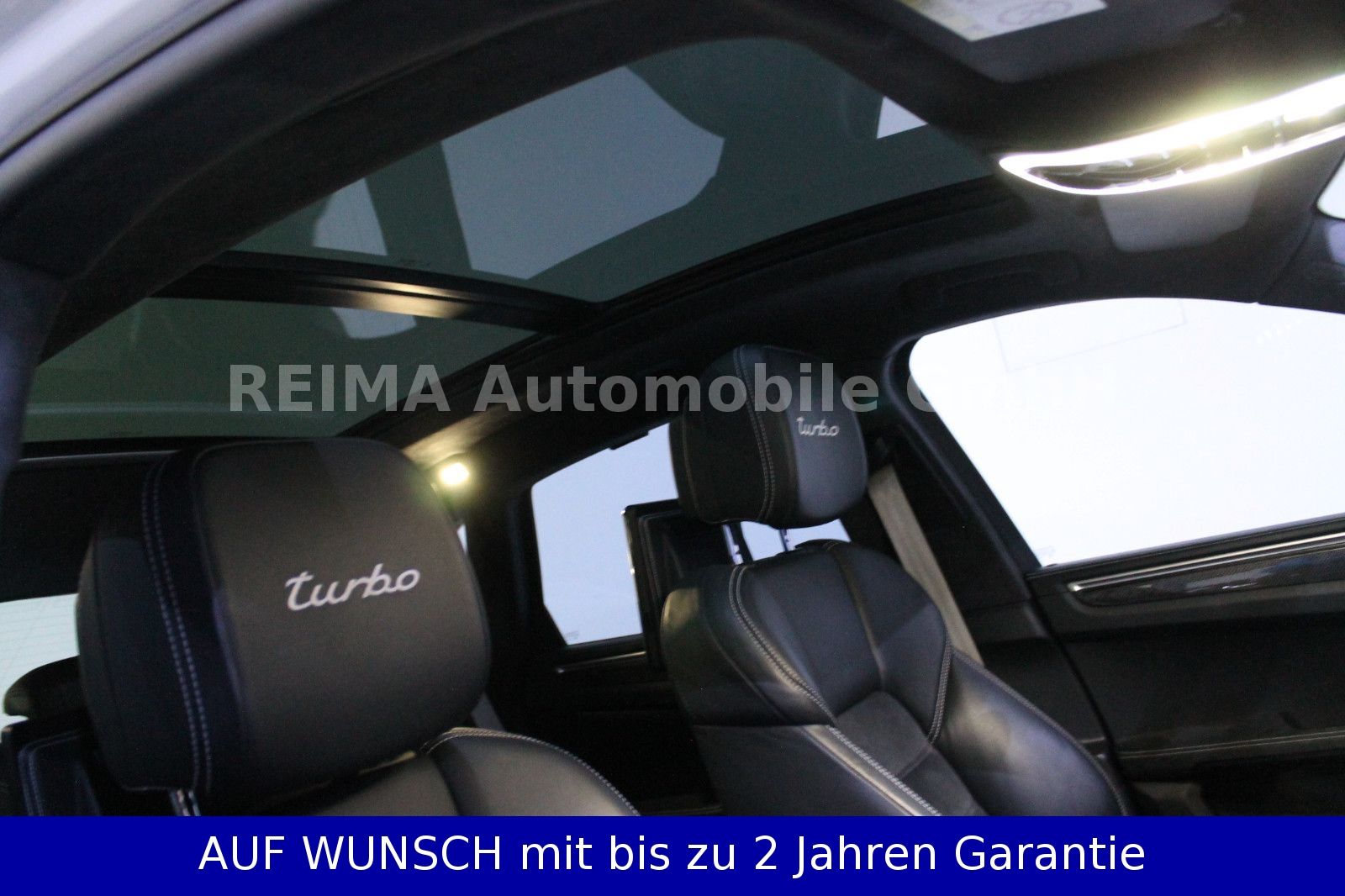 Fahrzeugabbildung Porsche Macan Turbo Performance, Carbon, Pano, Luft