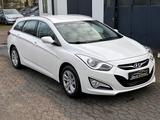 Hyundai i40 1.6 Kombi LED / 2.HAND / UNFALLFREI - Hyundai i40 mit Benzin-Antrieb: Kombi, 1.6