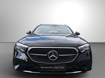 Mercedes E 220 - 4